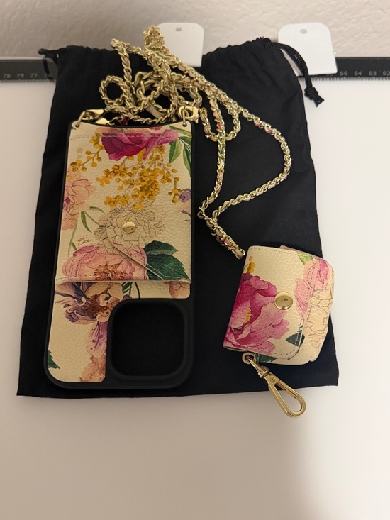 Bandolier Other - Lily Duet Ceci Ivory Floral Gold 16 Pro Max Case and AirPods Case